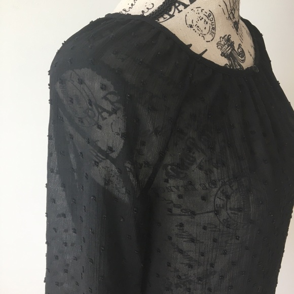 Old Navy Sheer Top - Picture 3 of 7